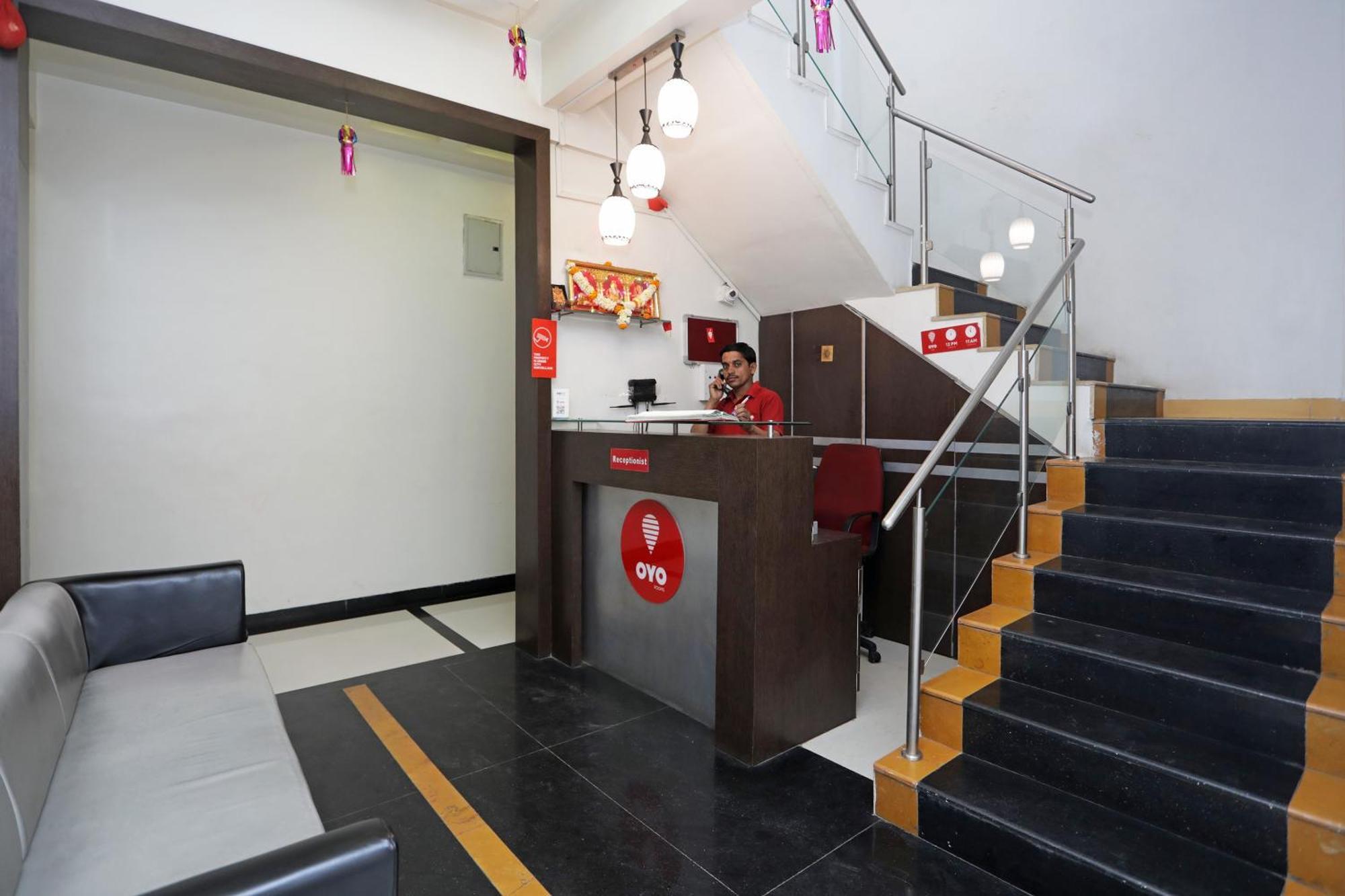 Hotel O Everest Inn Hotel Poona Buitenkant foto